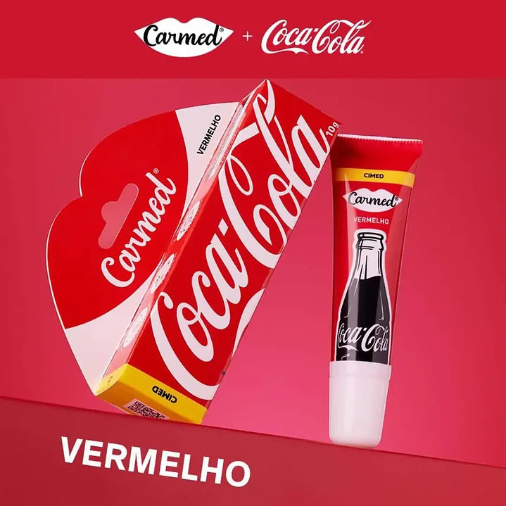 🥤❤️ Hidratante Labial Carmed Coca-Cola Vermelho 10g